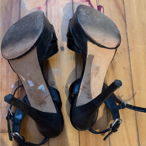 Stuart Weitzman classic patent leather pumps Black High Heel Sandals - Picture 5 of 6